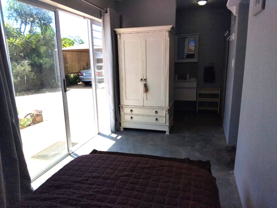 5 Bedroom Property for Sale in Myburgh Park Western Cape